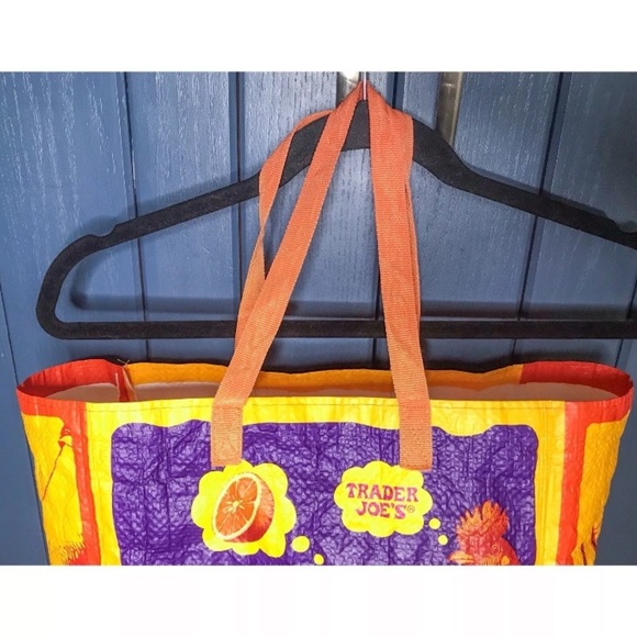 Trader Joes Orange Chicken Reusable Shopping Bag Lady Riding Hen USED READ Rare - Picture 4 of 8